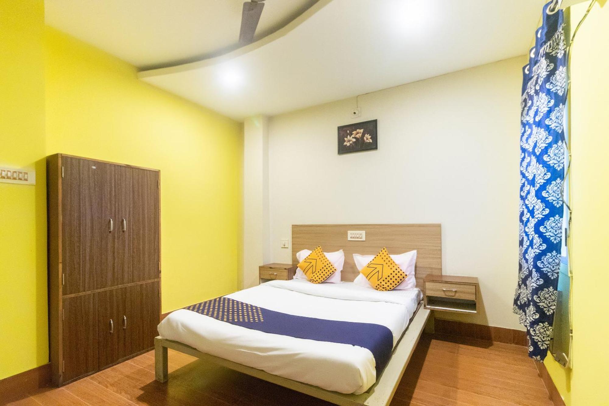 Spot On Prabir Residency Inn Urāli Exterior foto